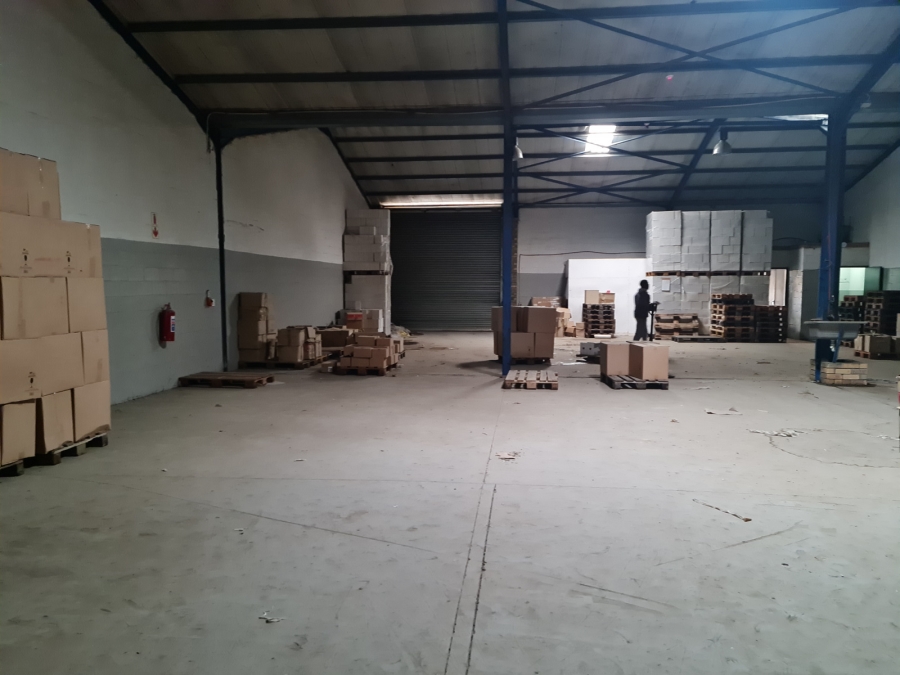 To Let commercial Property for Rent in Broadlands Western Cape